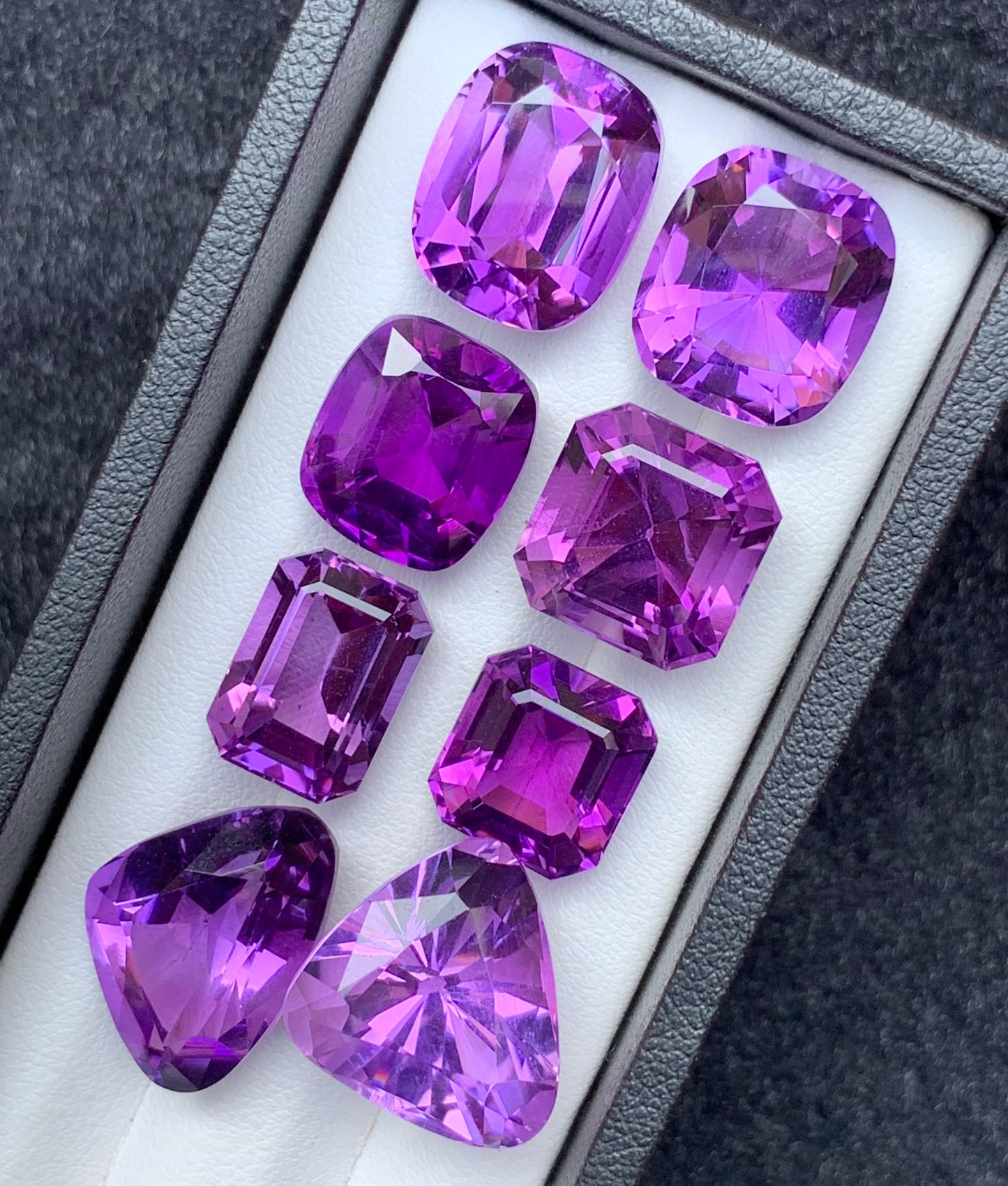 Stunning faceted natural Amethyst available for sale Weight: 74.75 Carats