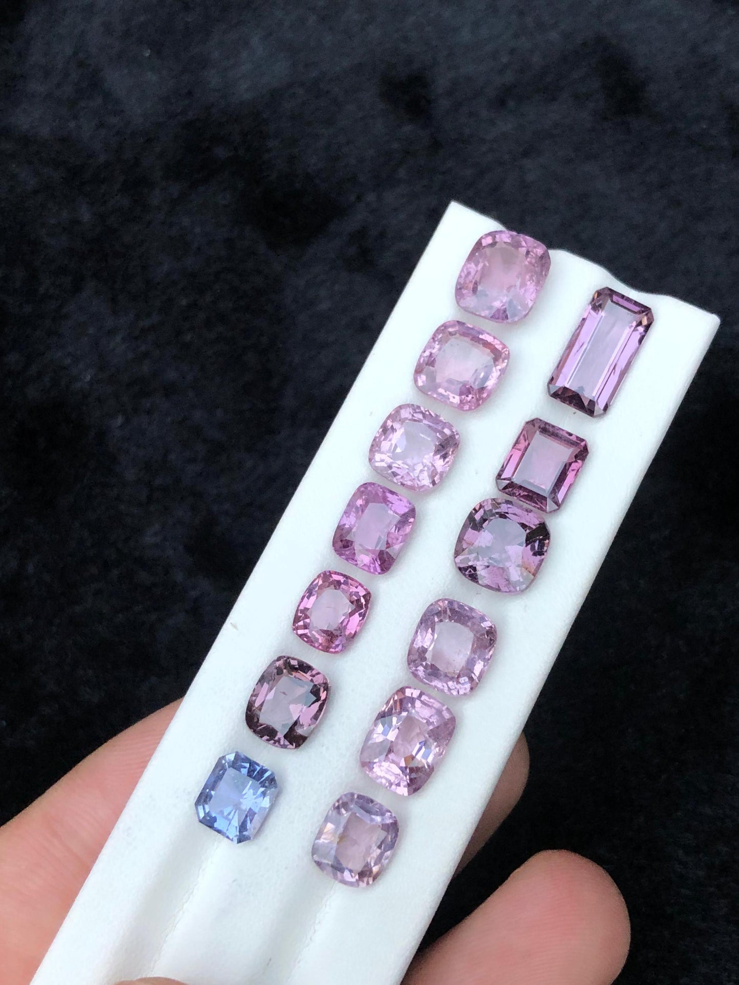 Burma Spinal Lot 34.10-carat