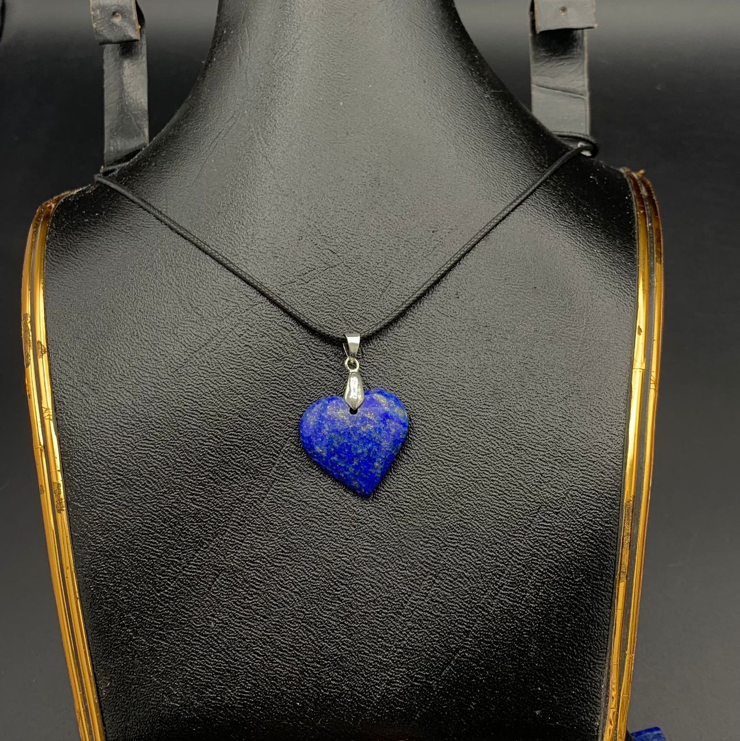 Heart shape Pendant silver necklace natural lapis lazuil