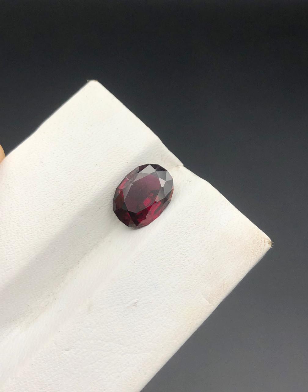 Natural Garnet – 2.95 ct of Top Quality Fire